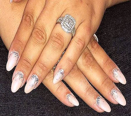 La-Bellezza-WithIn-Beauty-Salon-Lash-Extentions-Eyebrow-Tint-Wax-Tanning-Nail-Manicure-Pedicure-Acrylics-Harlow-Essex