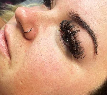 La-Bellezza-WithIn-Beauty-Salon-Lash-Extentions-Eyebrow-Tint-Wax-Tanning-Nail-Manicure-Pedicure-Acrylics-Harlow-Essex