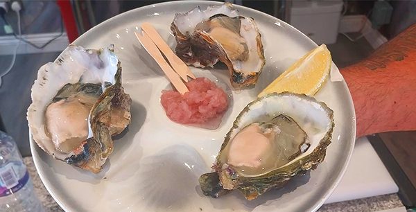 Harbour Lights Seafood Restaurant Essex Coast Fresh Oysters Lobster Platter Seafood Takeaway